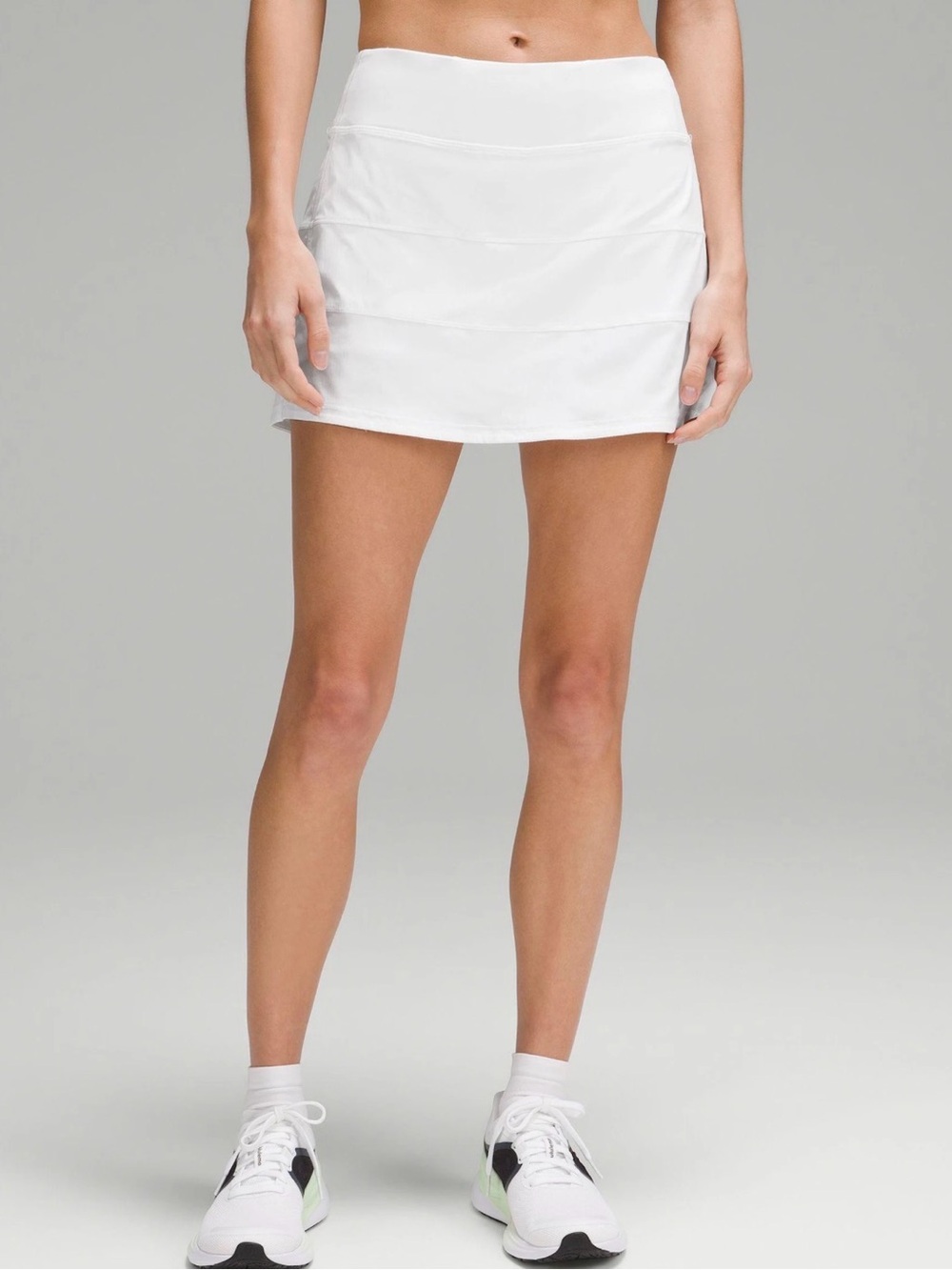 Lululemon pace rival skirt mid rise White Active Skort SZ 6 NWT